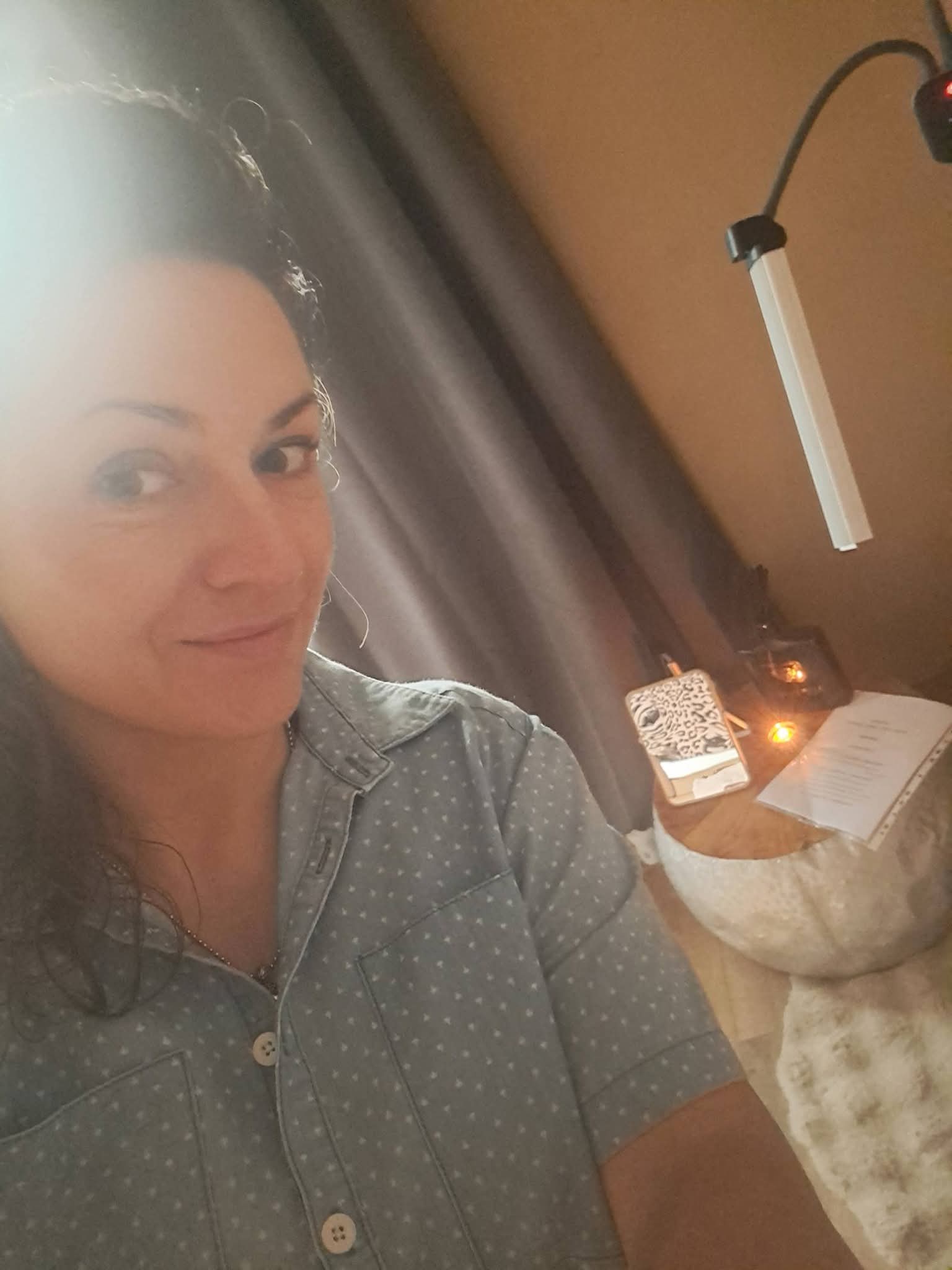 Eva Dostálová v salonu